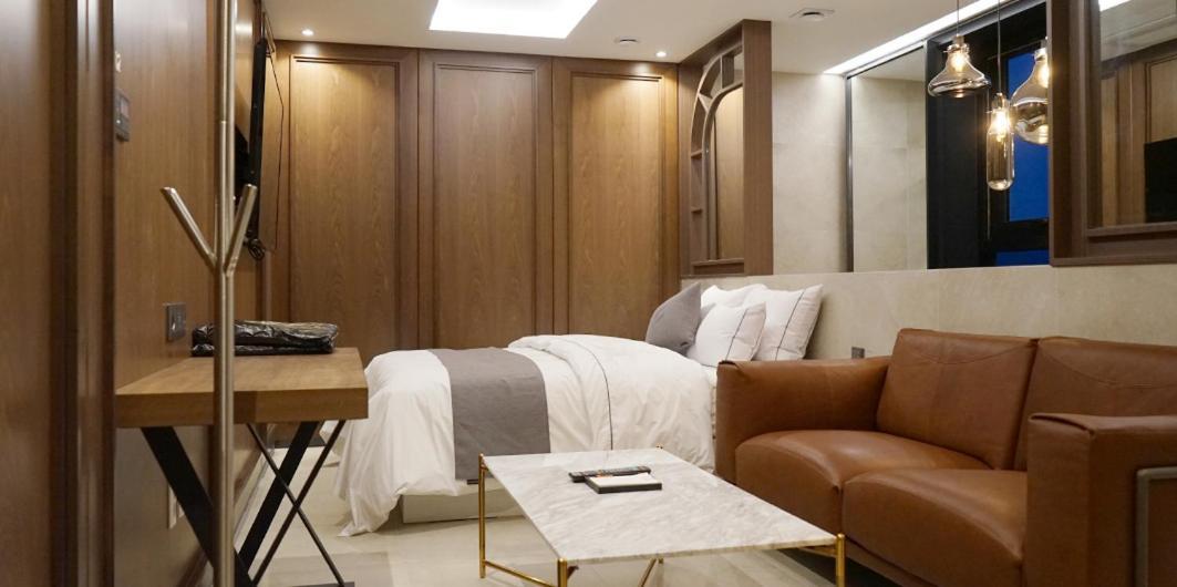 Astro Hotel Yongin Exterior foto