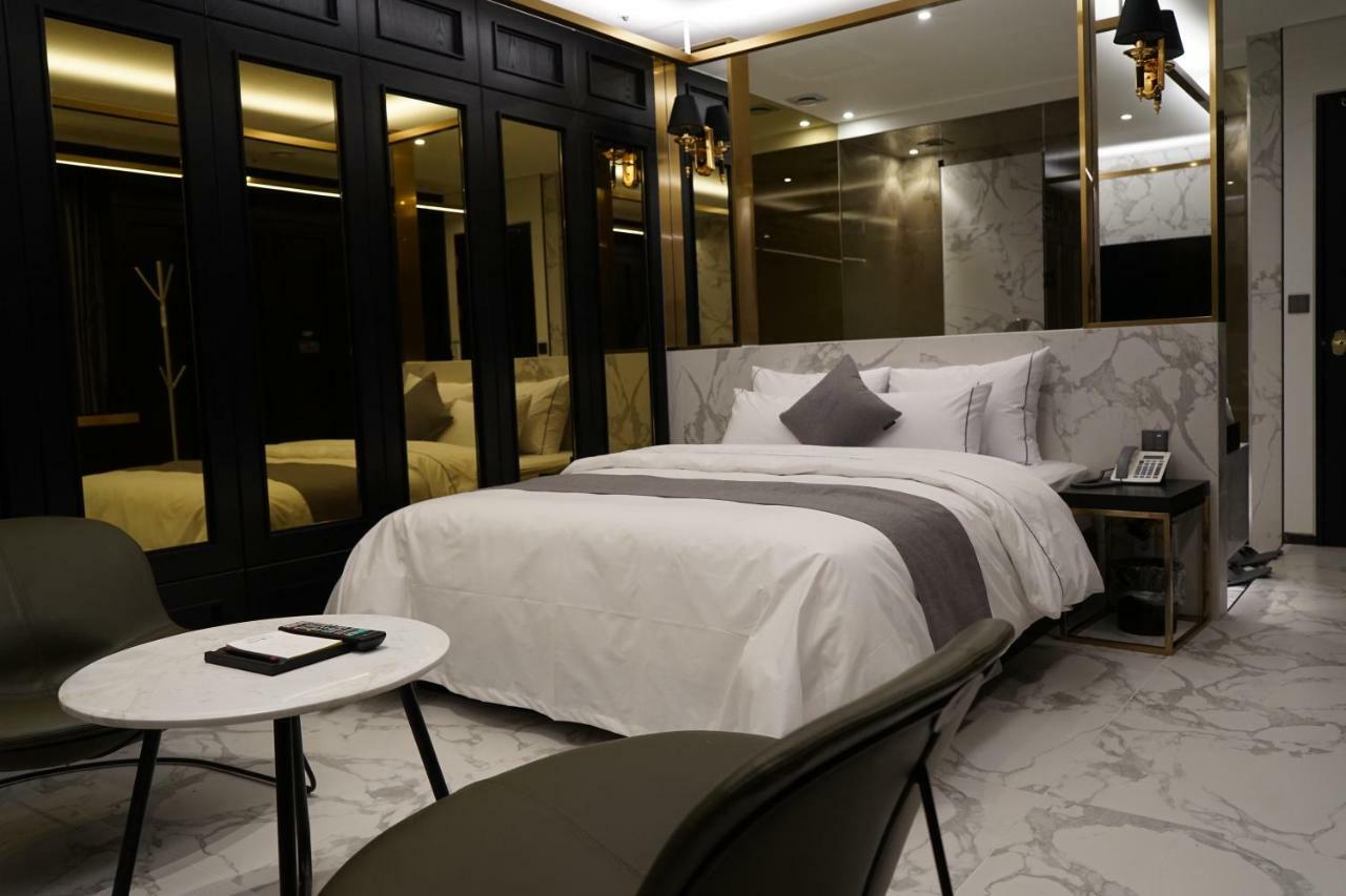 Astro Hotel Yongin Exterior foto